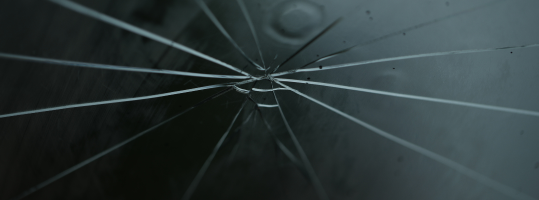 A close up on a windshield crack